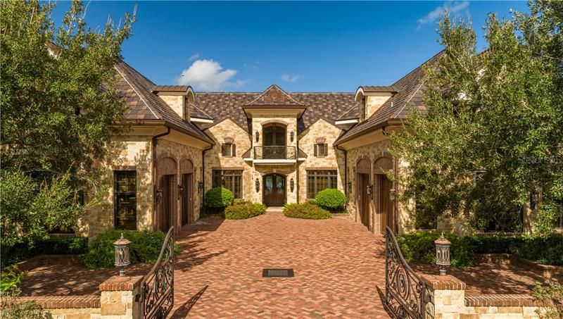 Recently Sold: $10,900,000 (6 beds, 7 baths, 10728 Square Feet)