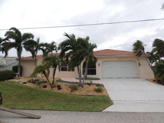 Recently Sold: $499,000 (3 beds, 2 baths, 2094 Square Feet)