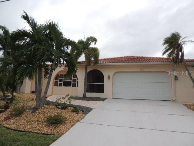 Recently Sold: $499,000 (3 beds, 2 baths, 2094 Square Feet)
