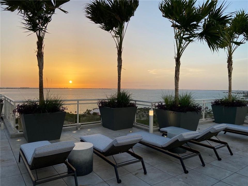 Recently Sold: $2,900,000 (3 beds, 3 baths, 3900 Square Feet)