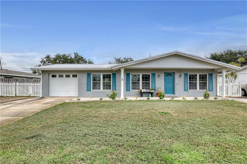 Recently Sold: $245,000 (4 beds, 2 baths, 1680 Square Feet)