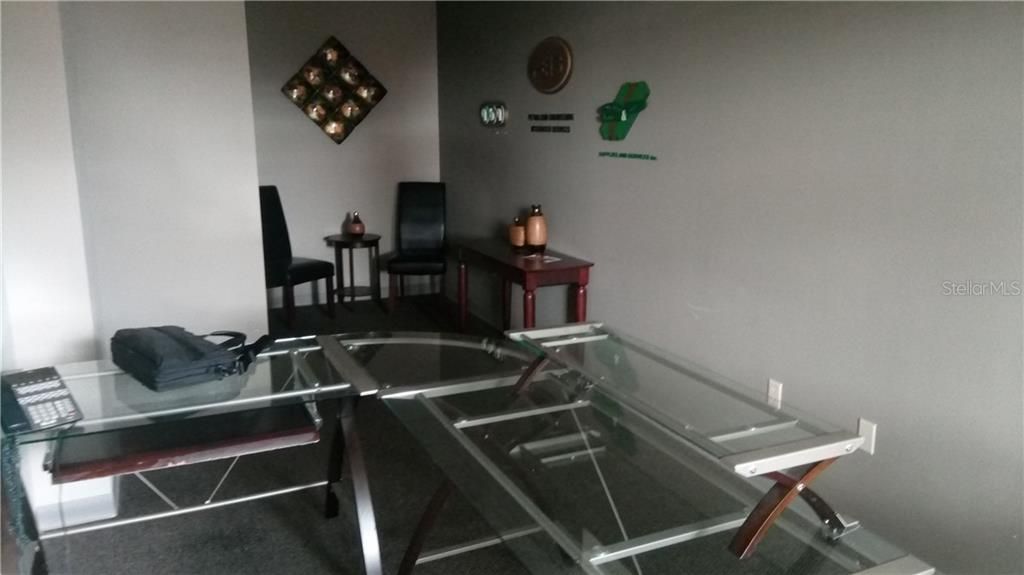 Vendido Recientemente: $24,000 (0 camas, 0 baños, 898 Pies cuadrados)