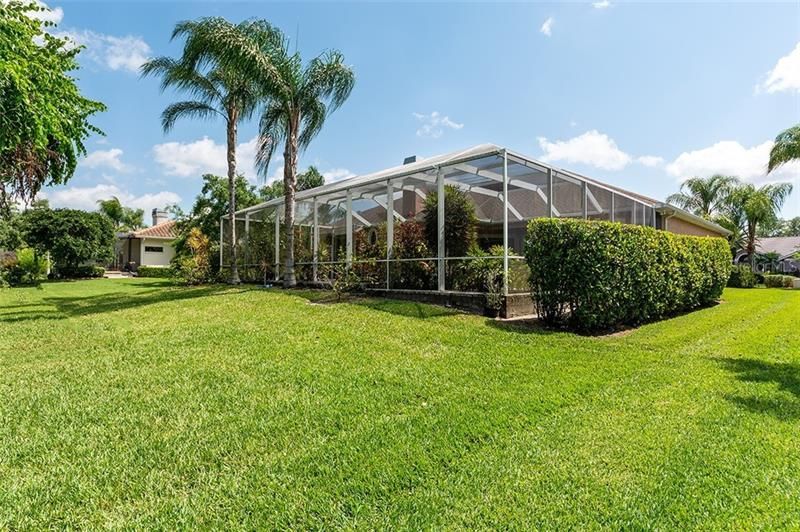 Recently Sold: $475,000 (3 beds, 3 baths, 2715 Square Feet)