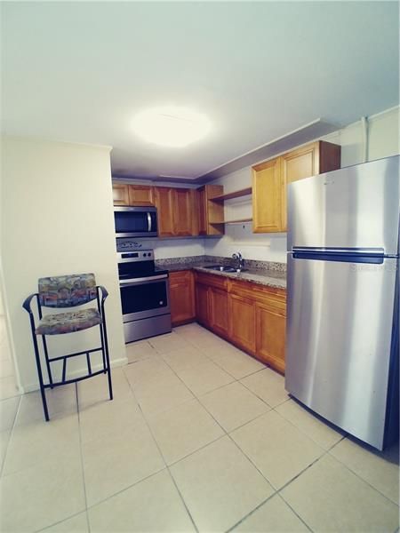 Recently Rented: $1,000 (2 beds, 2 baths, 1077 Square Feet)