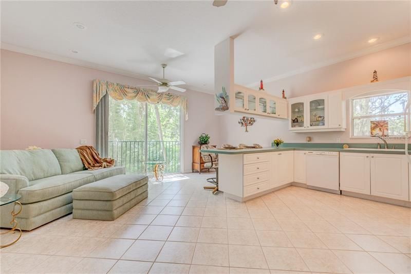 Recently Sold: $575,000 (3 beds, 3 baths, 4425 Square Feet)