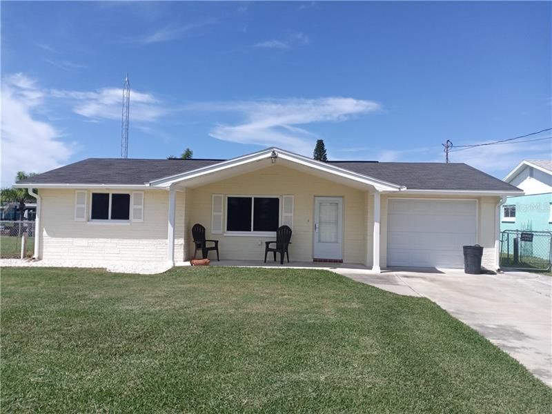 Recently Sold: $229,900 (2 beds, 2 baths, 1066 Square Feet)