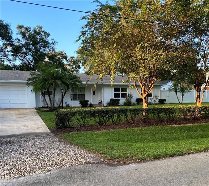 Recently Sold: $325,000 (4 beds, 2 baths, 2096 Square Feet)