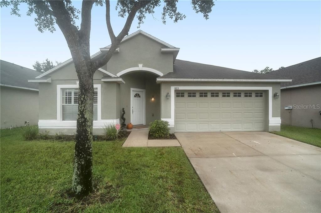 Recently Sold: $289,800 (4 beds, 2 baths, 1869 Square Feet)