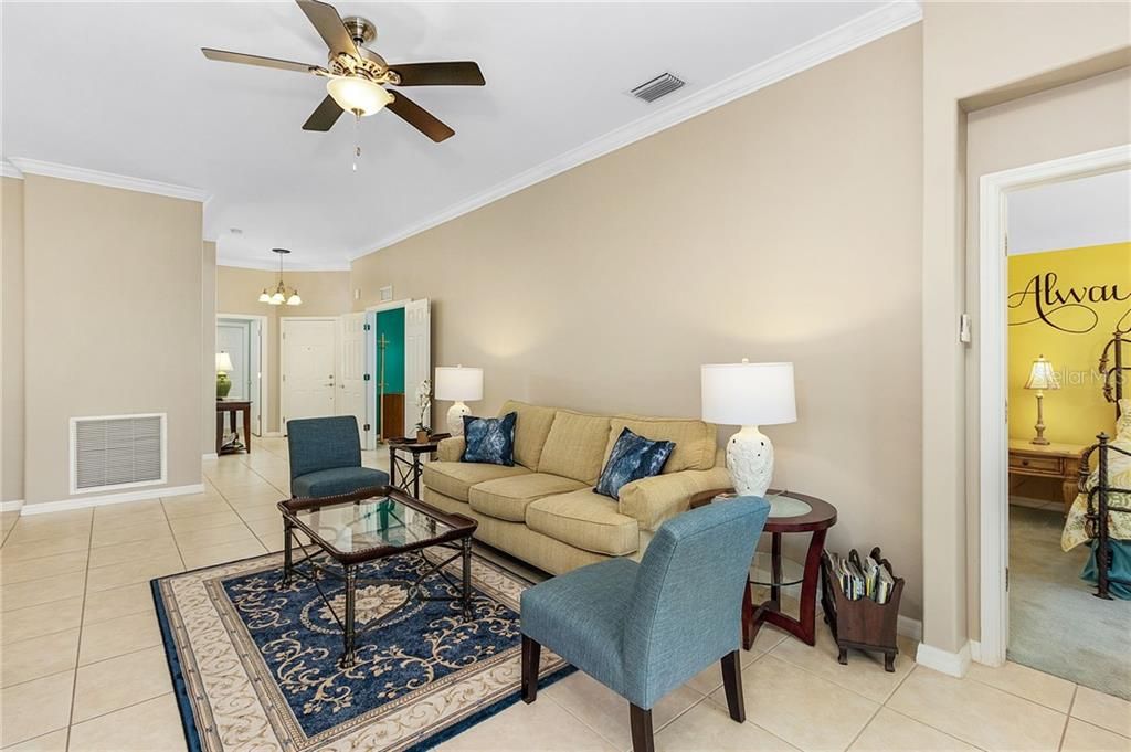 Recently Sold: $310,000 (2 beds, 2 baths, 1507 Square Feet)