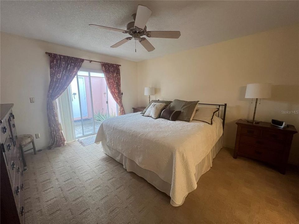 For Rent: $3,400 (2 beds, 2 baths, 1175 Square Feet)