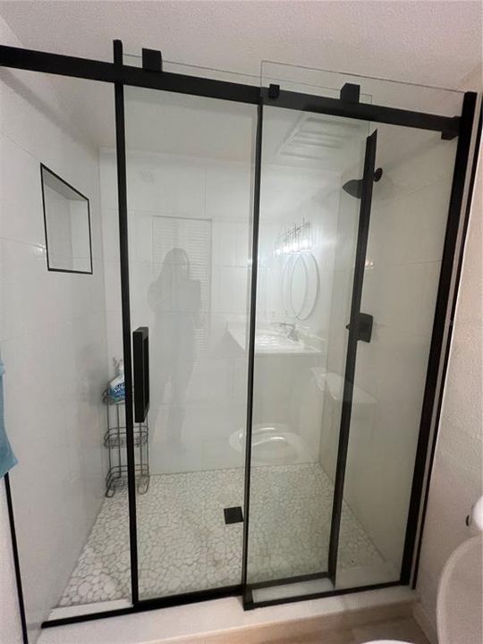 For Rent: $3,400 (2 beds, 2 baths, 1175 Square Feet)