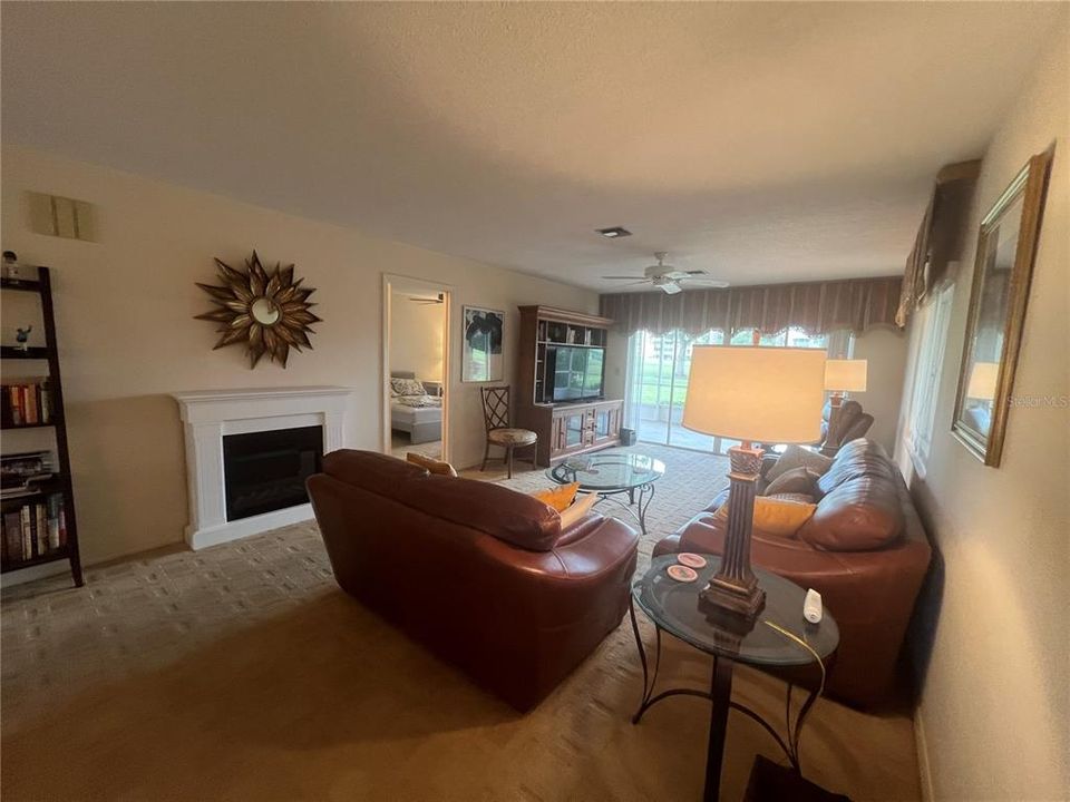 For Rent: $3,400 (2 beds, 2 baths, 1175 Square Feet)