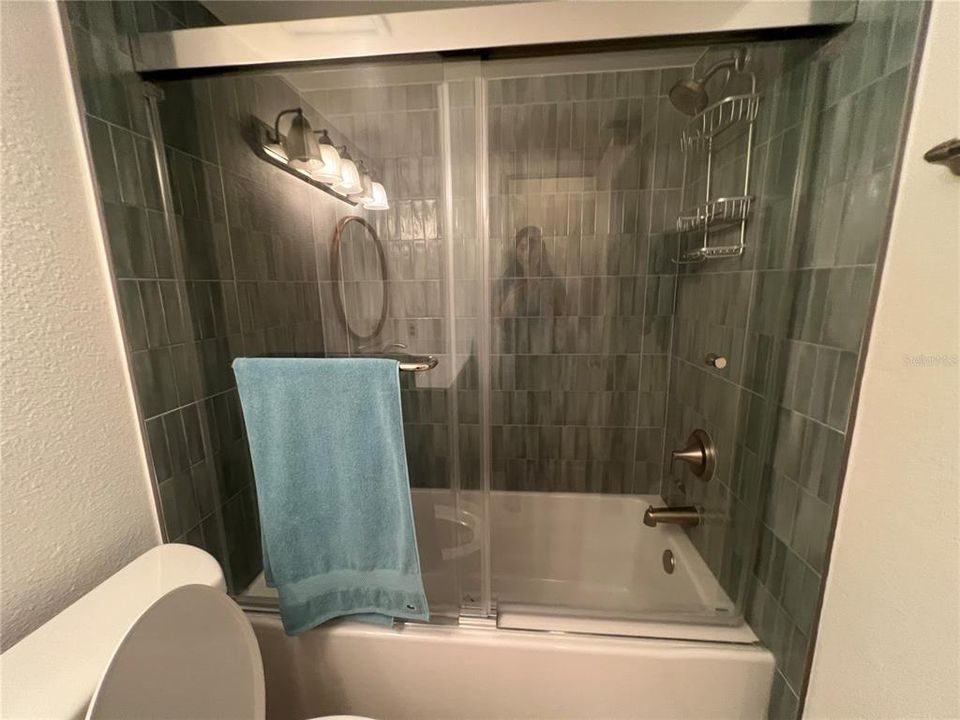 For Rent: $3,400 (2 beds, 2 baths, 1175 Square Feet)
