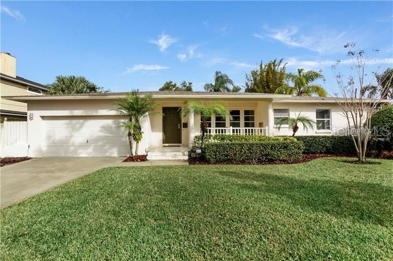 Recently Sold: $560,000 (4 beds, 4 baths, 2171 Square Feet)