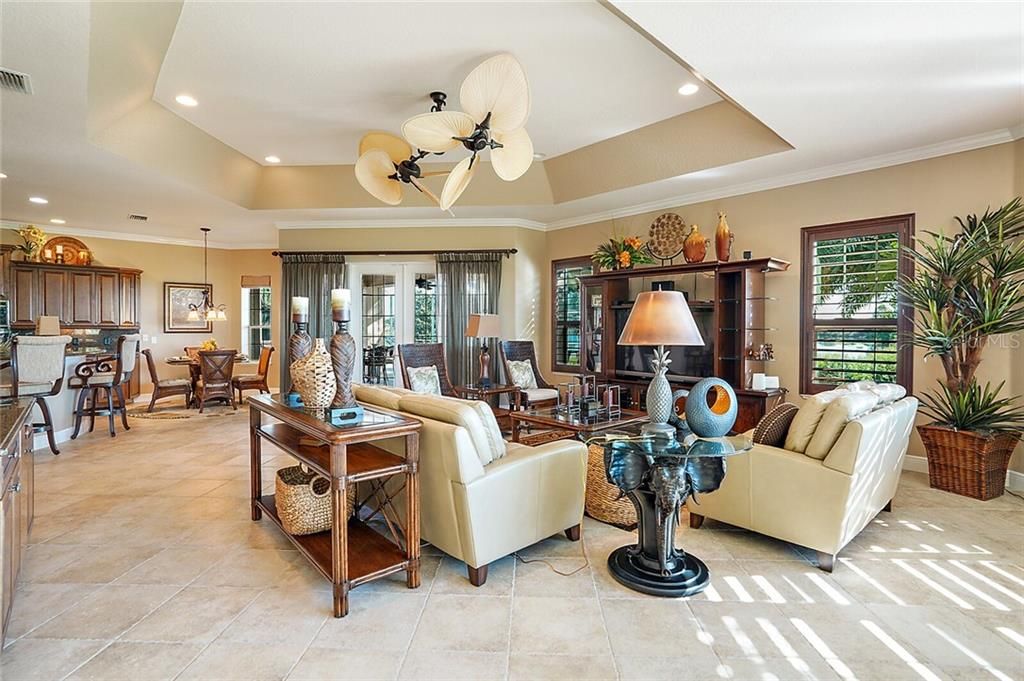 Recently Sold: $2,150,000 (3 beds, 3 baths, 4275 Square Feet)