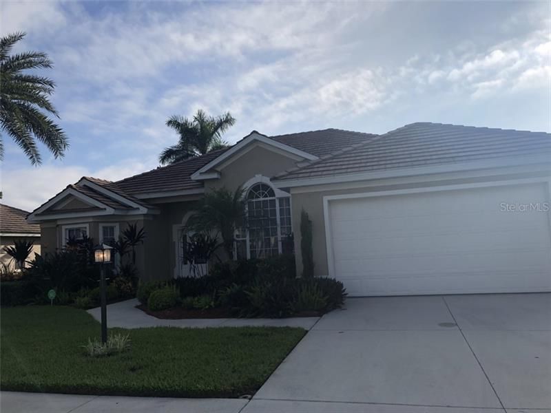 Recently Sold: $444,500 (4 beds, 3 baths, 2520 Square Feet)