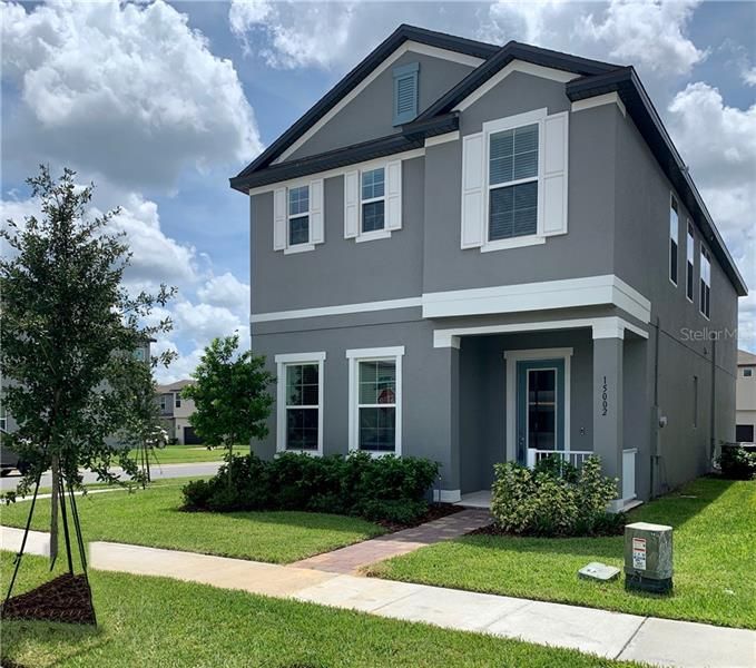 Recently Sold: $378,000 (4 beds, 2 baths, 2221 Square Feet)