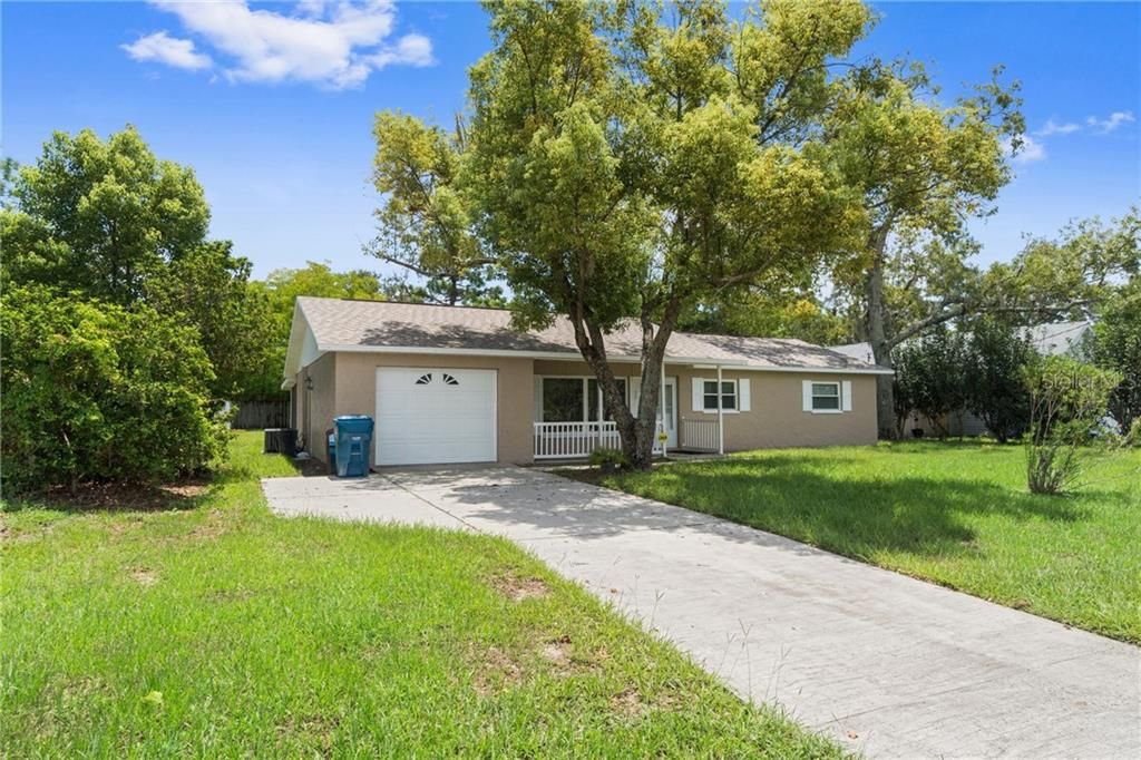 Recently Sold: $164,000 (3 beds, 2 baths, 1324 Square Feet)