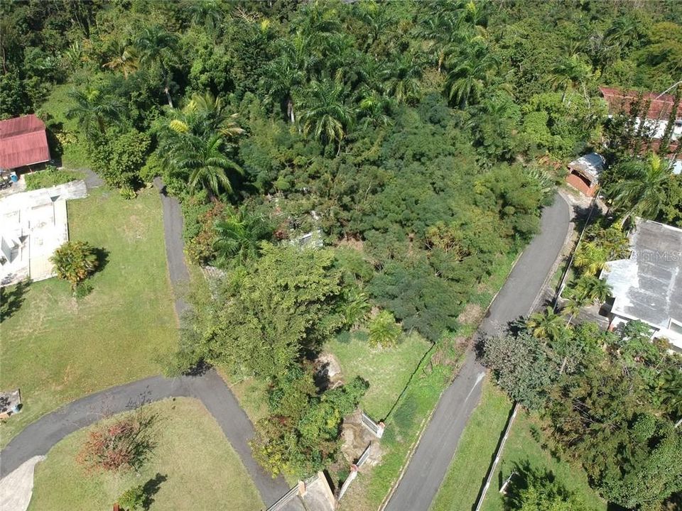 Vendido Recientemente: $89,900 (1.45 acres)