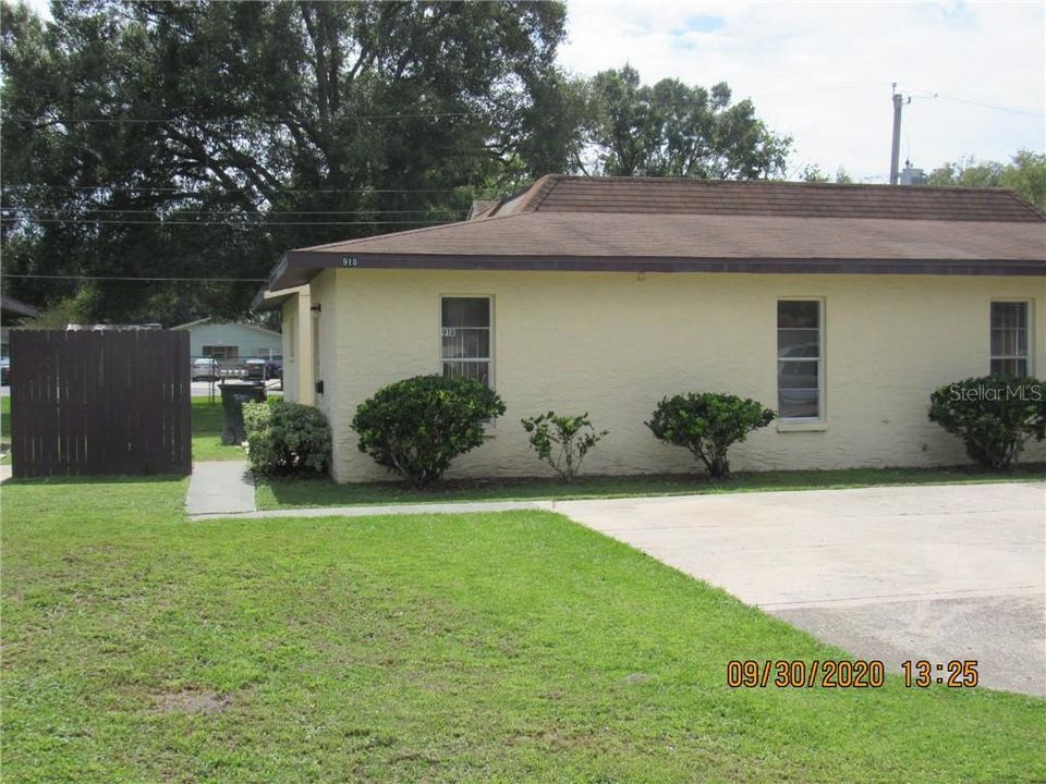 Recently Rented: $825 (2 beds, 1 baths, 840 Square Feet)