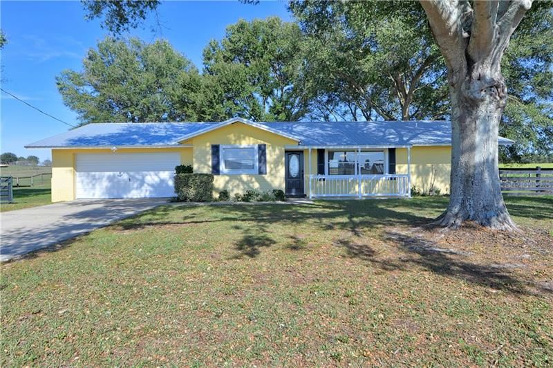 Recently Sold: $395,000 (3 beds, 2 baths, 1312 Square Feet)