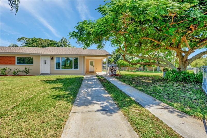 Recently Sold: $259,900 (3 beds, 2 baths, 1292 Square Feet)
