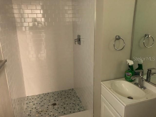 Недавно арендовано: $650 (0 спален, 1 ванн, 350 Квадратных фут)