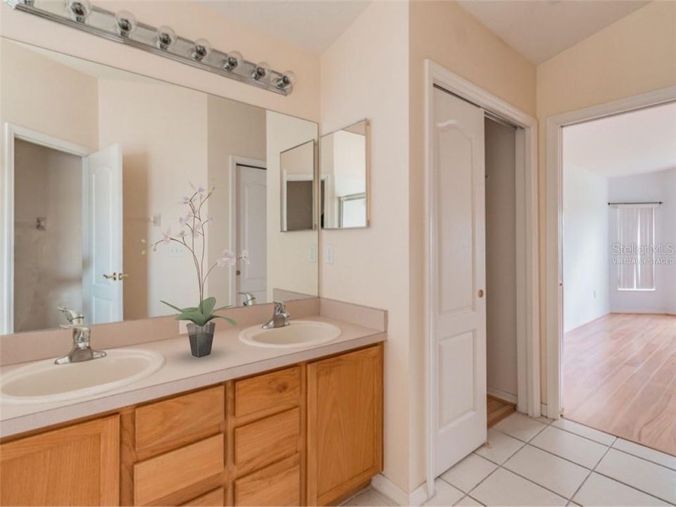 Master bath - virtually staged