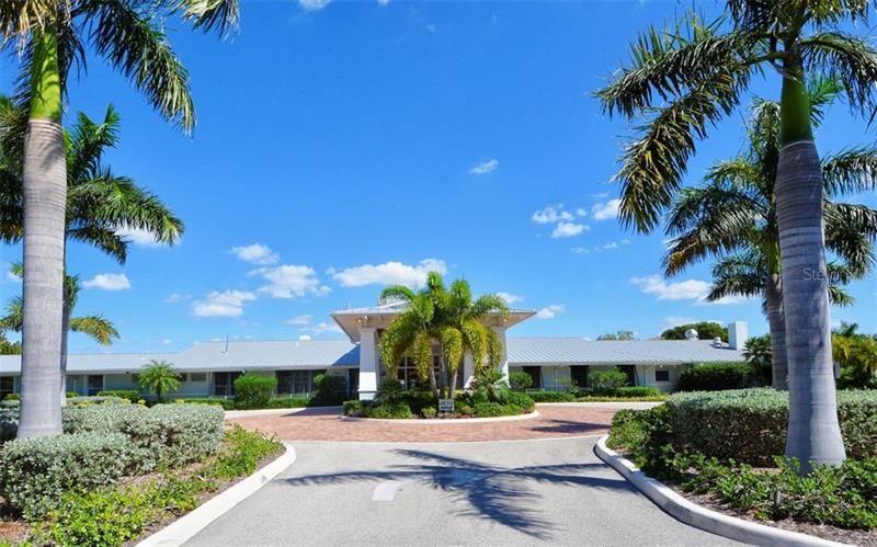 Recently Sold: $1,950,000 (3 beds, 2 baths, 2816 Square Feet)