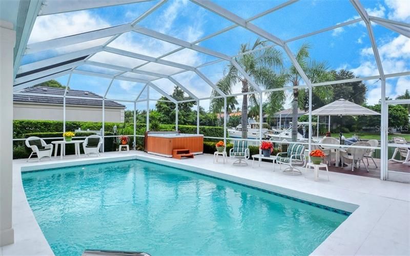 Recently Sold: $1,950,000 (3 beds, 2 baths, 2816 Square Feet)