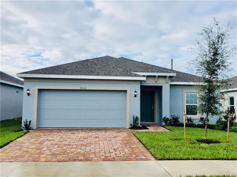 Recently Sold: $260,000 (3 beds, 3 baths, 1704 Square Feet)