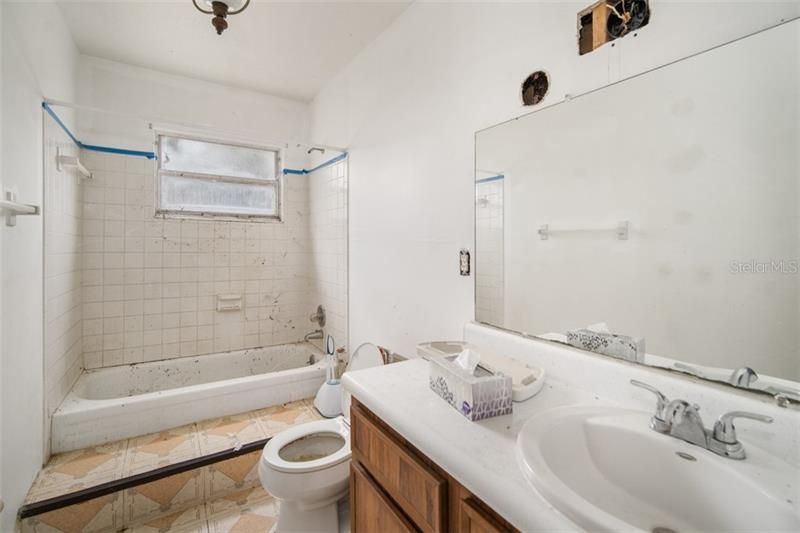 最近售出: $224,999 (3 贝兹, 2 浴室, 1765 平方英尺)