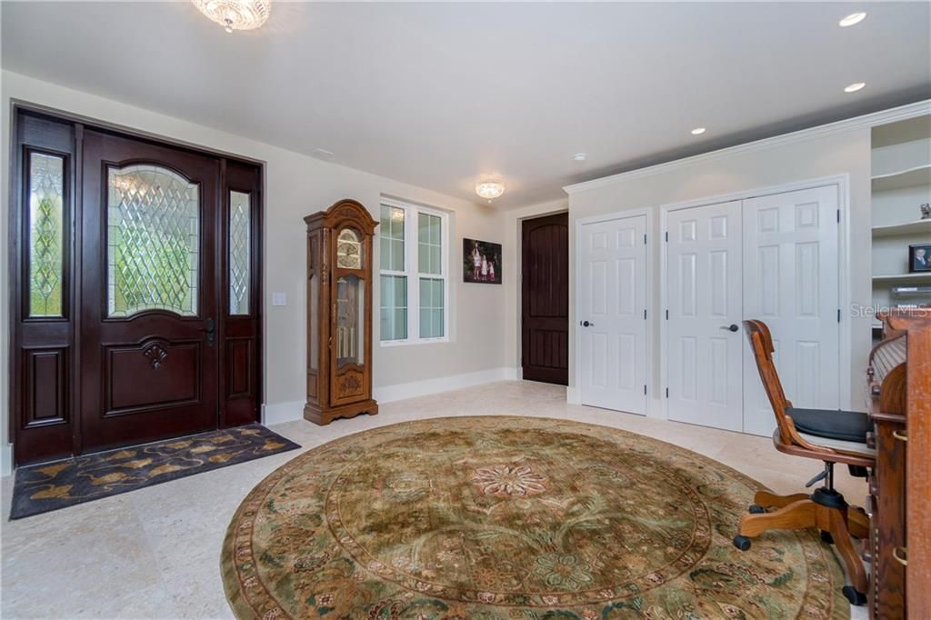 Recently Sold: $2,000,000 (2 beds, 2 baths, 3360 Square Feet)