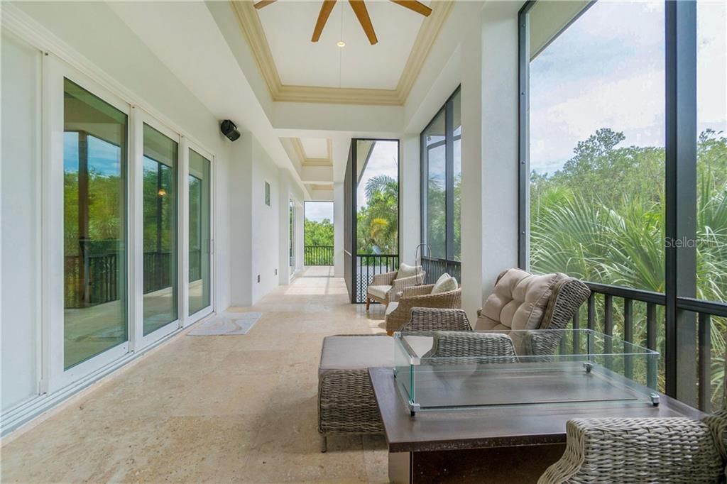 Recently Sold: $2,000,000 (2 beds, 2 baths, 3360 Square Feet)