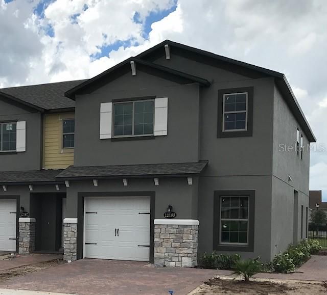 Recently Sold: $299,370 (4 beds, 3 baths, 1749 Square Feet)