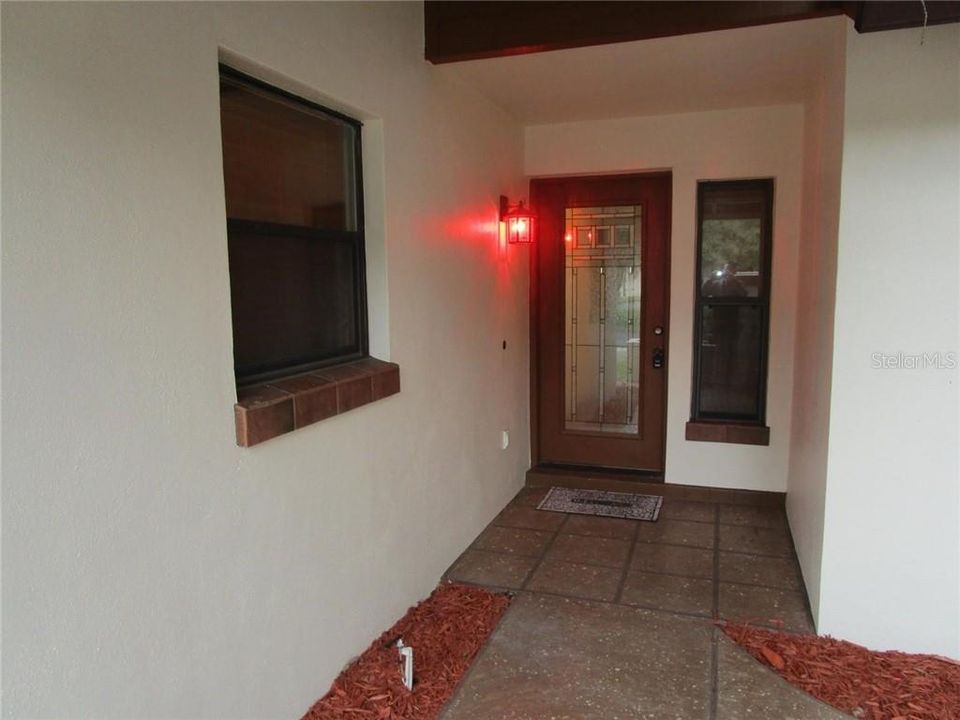 Vendido Recientemente: $150,000 (2 camas, 2 baños, 1170 Pies cuadrados)