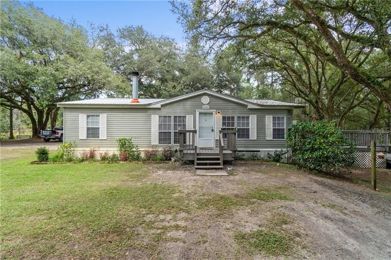 Recently Sold: $164,900 (3 beds, 2 baths, 1186 Square Feet)
