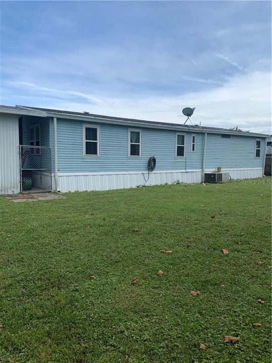 Recently Sold: $135,000 (3 beds, 2 baths, 1328 Square Feet)