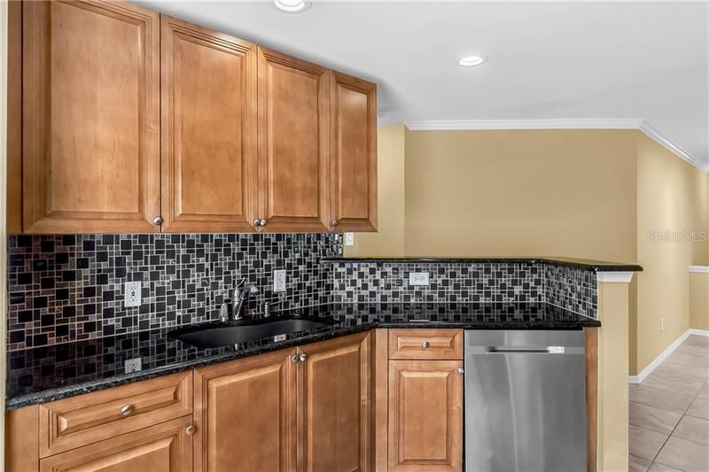 Recently Sold: $235,000 (2 beds, 2 baths, 1356 Square Feet)