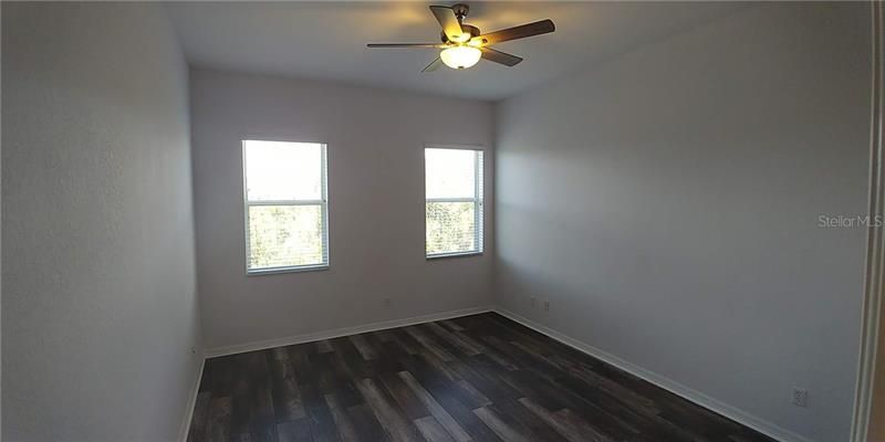 Recently Rented: $1,600 (3 beds, 2 baths, 1439 Square Feet)
