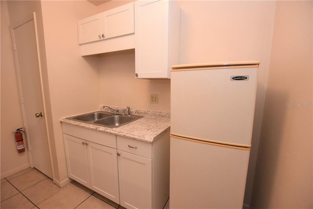 Recently Rented: $750 (1 beds, 1 baths, 600 Square Feet)