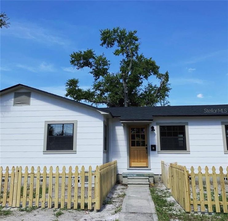 最近售出: $385,000 (0 贝兹, 0 浴室, 1309 平方英尺)