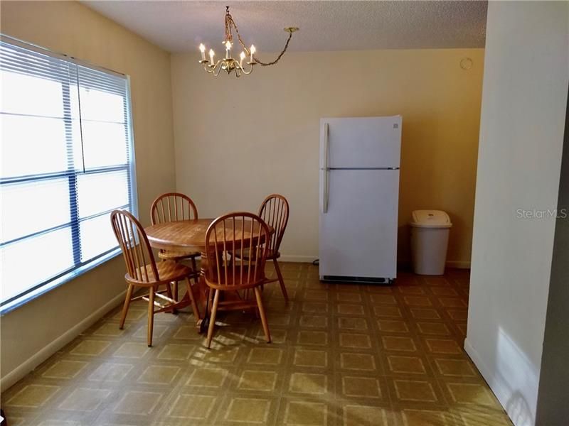 Recently Rented: $1,100 (3 beds, 1 baths, 1092 Square Feet)