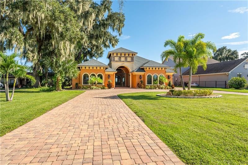 Recently Sold: $710,000 (4 beds, 3 baths, 3862 Square Feet)