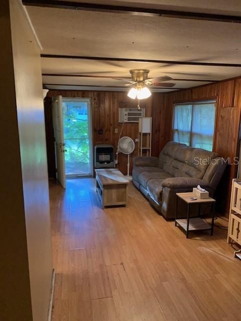 Recently Sold: $65,000 (2 beds, 1 baths, 936 Square Feet)
