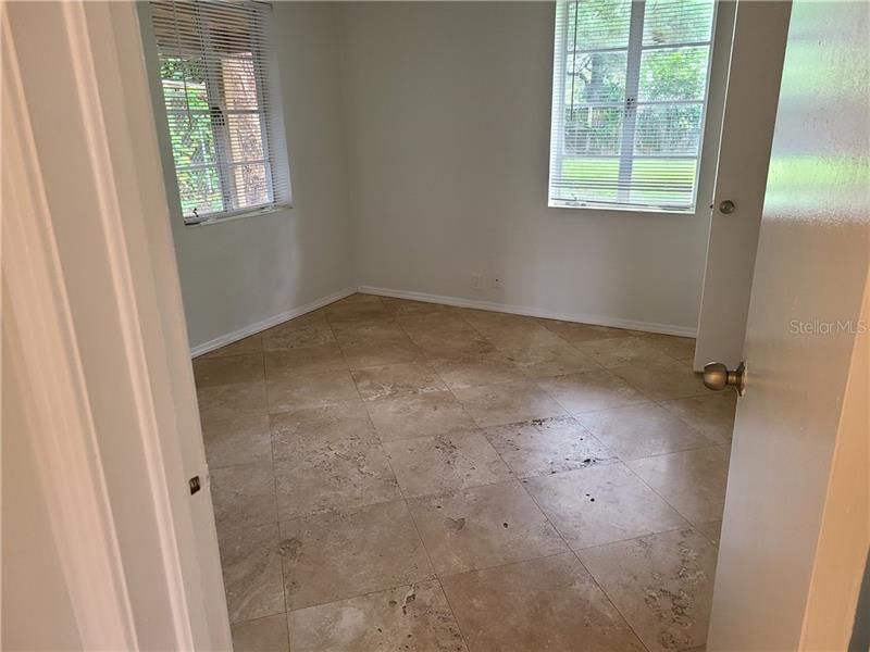 Recently Rented: $1,400 (2 beds, 1 baths, 1154 Square Feet)