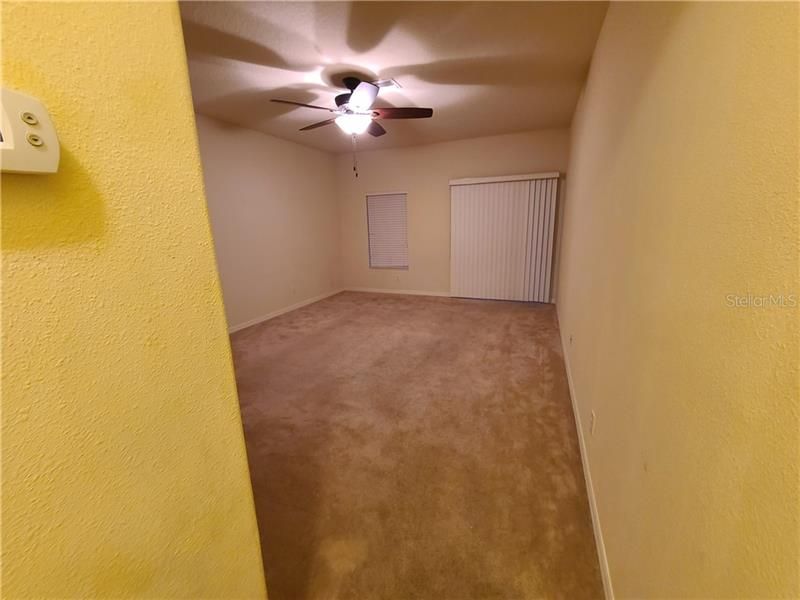 Recently Rented: $1,300 (2 beds, 2 baths, 1429 Square Feet)