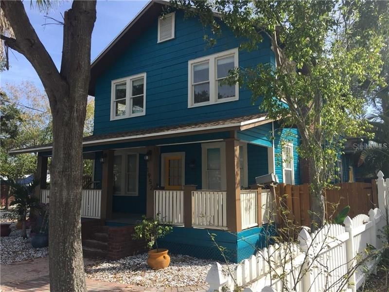 Recently Rented: $1,795 (2 beds, 2 baths, 1200 Square Feet)