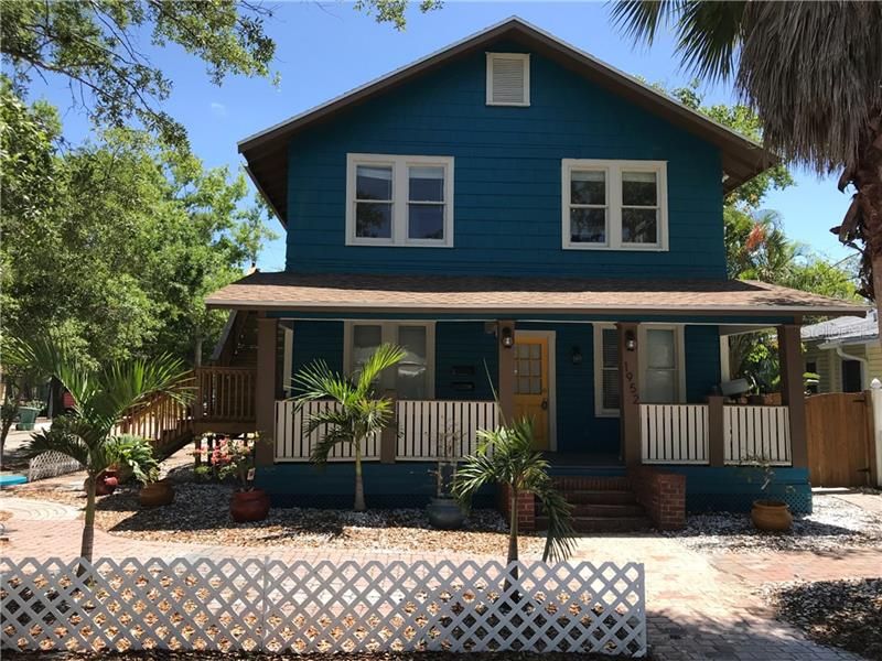 Recently Rented: $1,795 (2 beds, 2 baths, 1200 Square Feet)