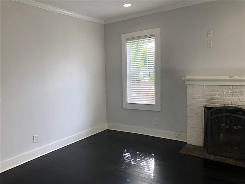 Recently Rented: $1,795 (2 beds, 2 baths, 1200 Square Feet)